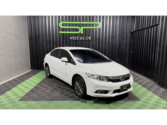 HONDA CIVIC 2.0 LXR 16V FLEX 4P AUTOMÁTICO HONDA CIVIC 2.0 LXR 16V FLEX 4P AUTOMÁTICO